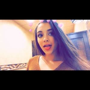 Meet your Posher, Leigha